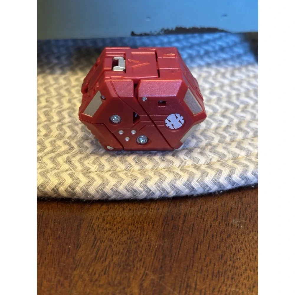 Bakugan Grakas Hound Maxus Dragonoid Trap Red New Vestroia